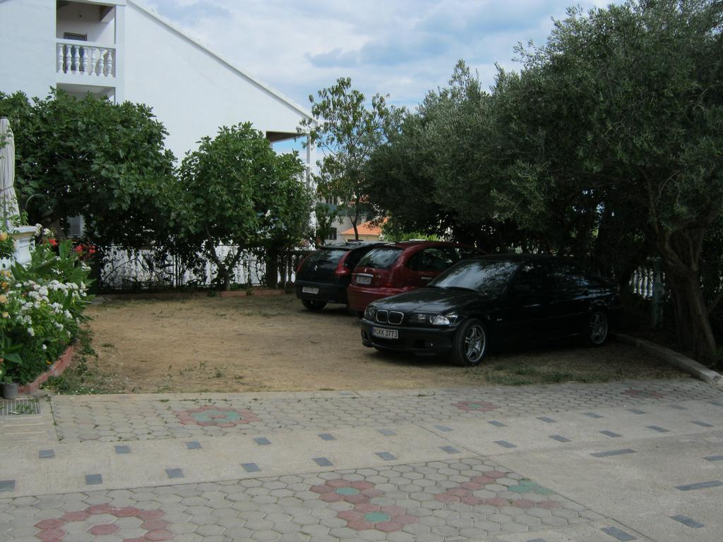 Apartments Nestor Tribalj Esterno foto